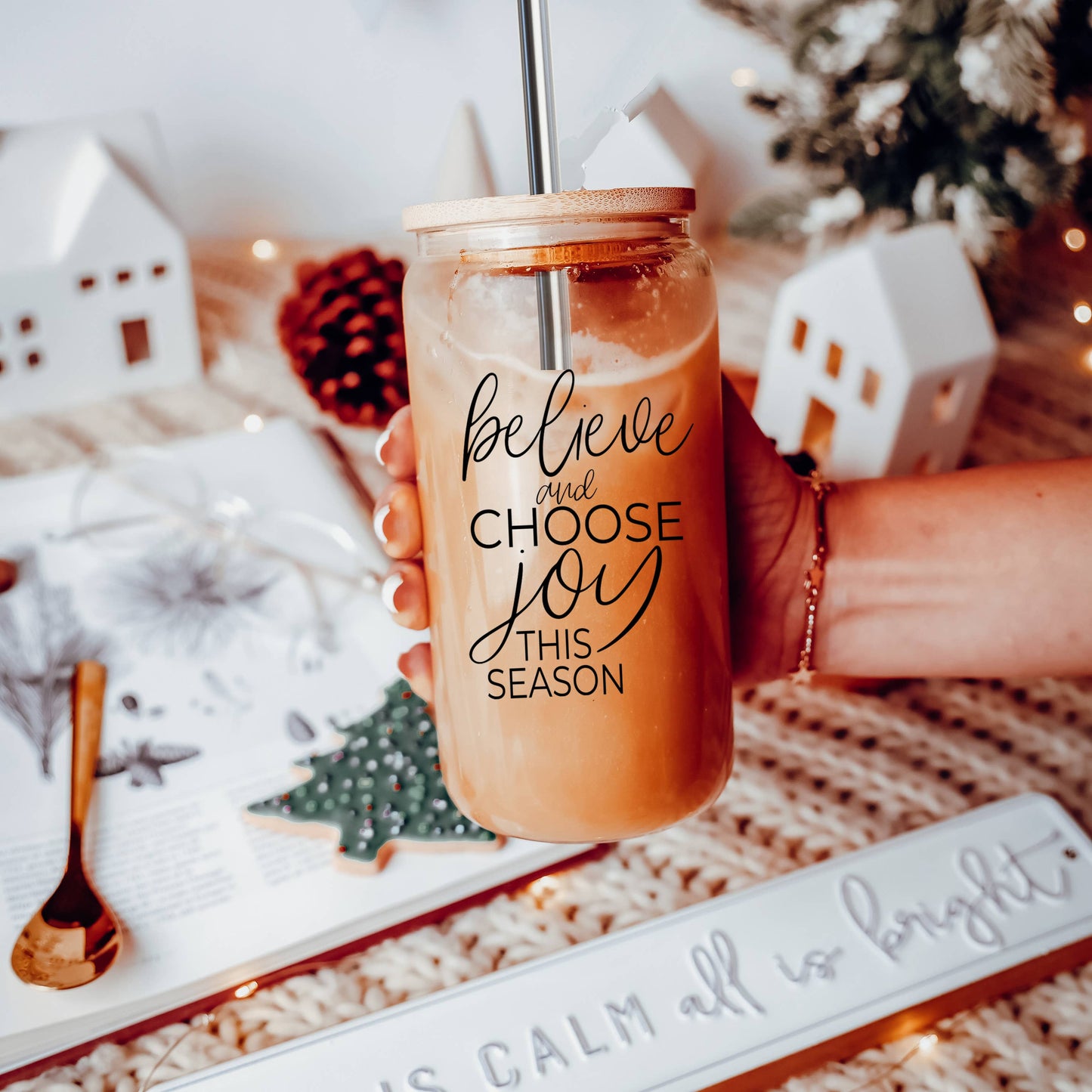 Funny Christmas Coffee Mugs, Glass Cups With Lid & Straw Set: Messy Bun-BLACK