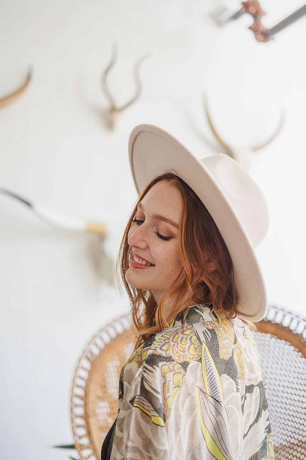 Flat Brim Buckle Hat: Ecru