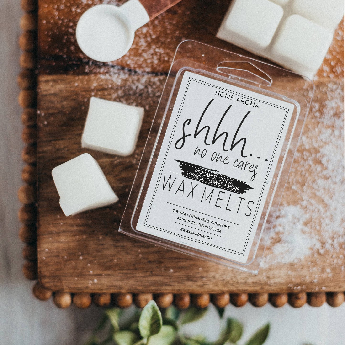 Christmas Home Fragrance, Soy Wax Melt Funny Cheap Gift Idea: Coffee Vanilla / White Label