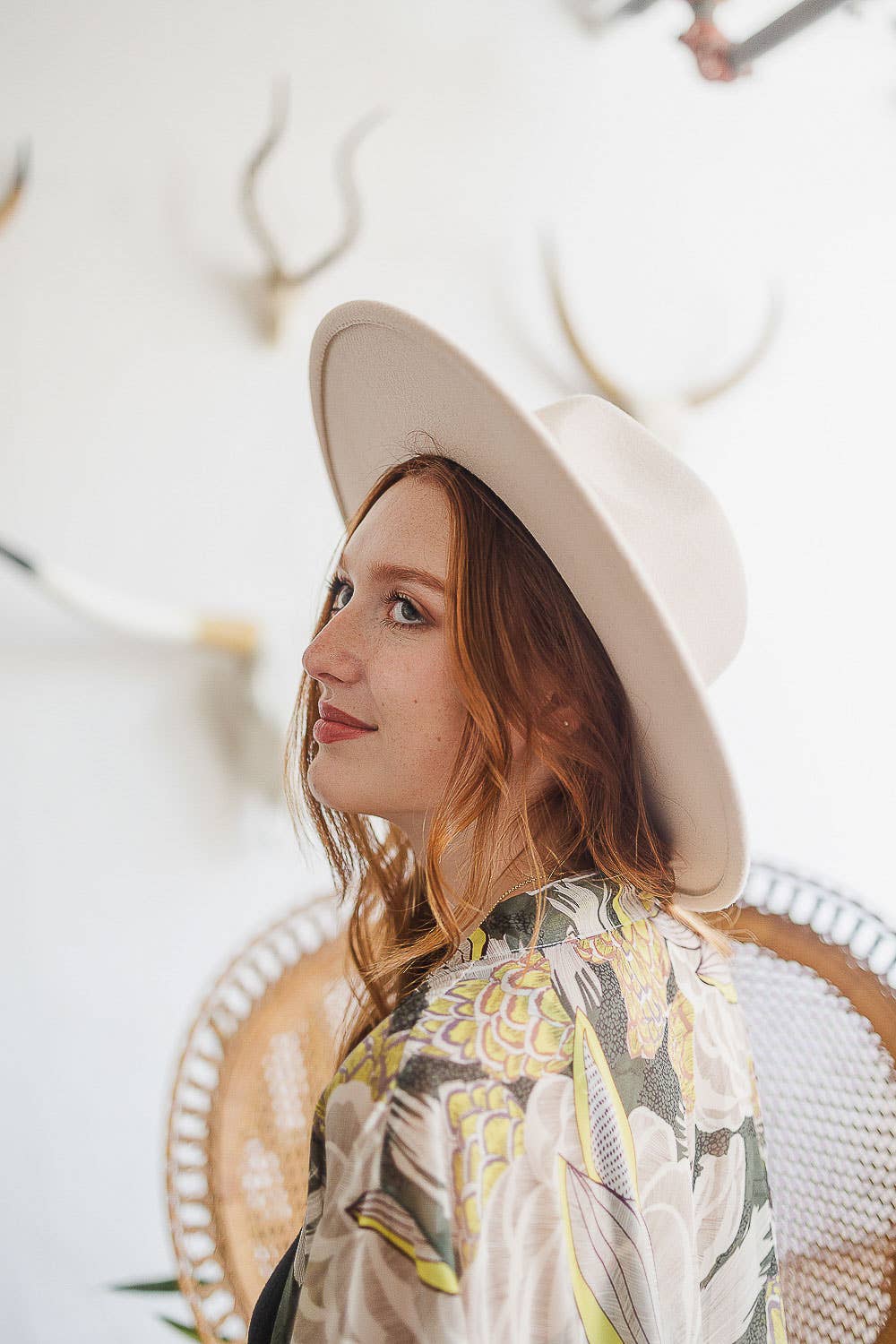 Flat Brim Buckle Hat: Ecru
